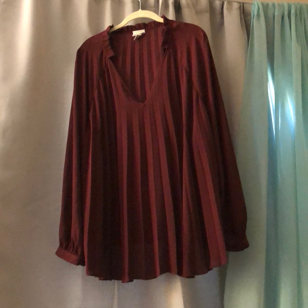 Long sleeve burgundy pleated blouse